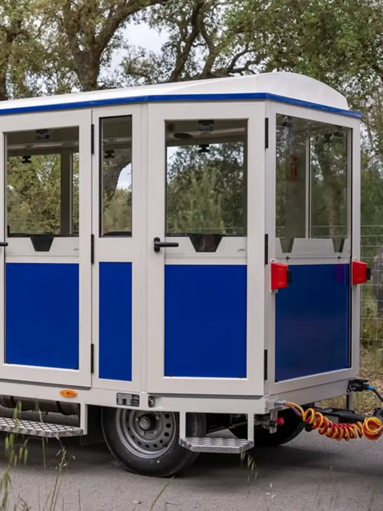 Deltrain Diamond passenger wagon with sliding windows for tourist train transport